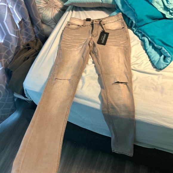 Grey serende jeans never worn - Picture 1 of 3